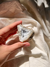 Load image into Gallery viewer, Blue Lace Agate Raw G

